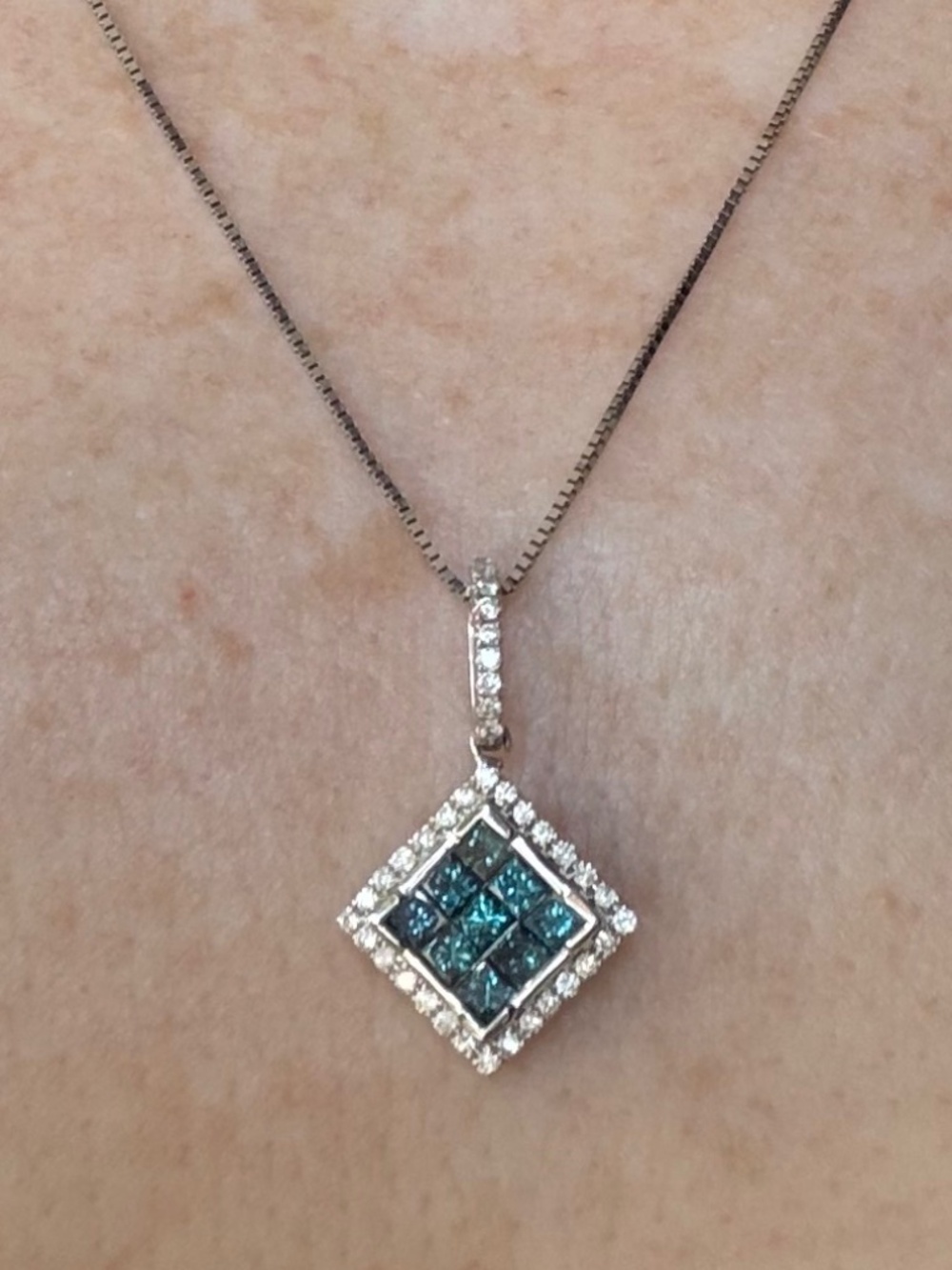 14K White Gold Blue Gemstone Halo Pendant Necklace 18”